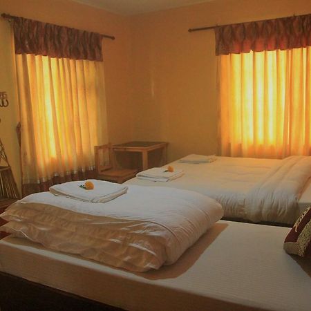 Kathmandu Village House ภายนอก รูปภาพ